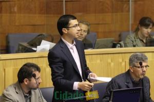 PND quer deputados a pagar água engarrafada que consomem