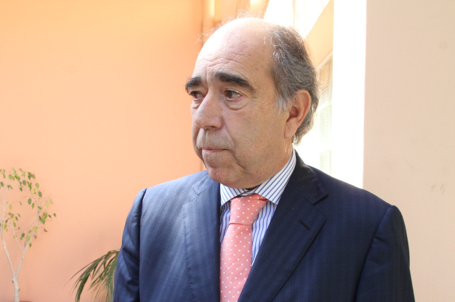 Miguel Sousa avança para a liderança do PSD/M