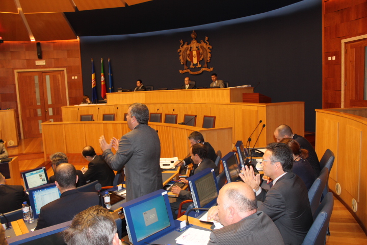 Conta da Assembleia de 2012 aprovada