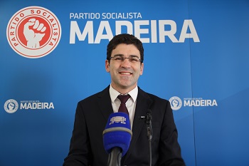 República demite-se das suas “obrigações constituicionais”