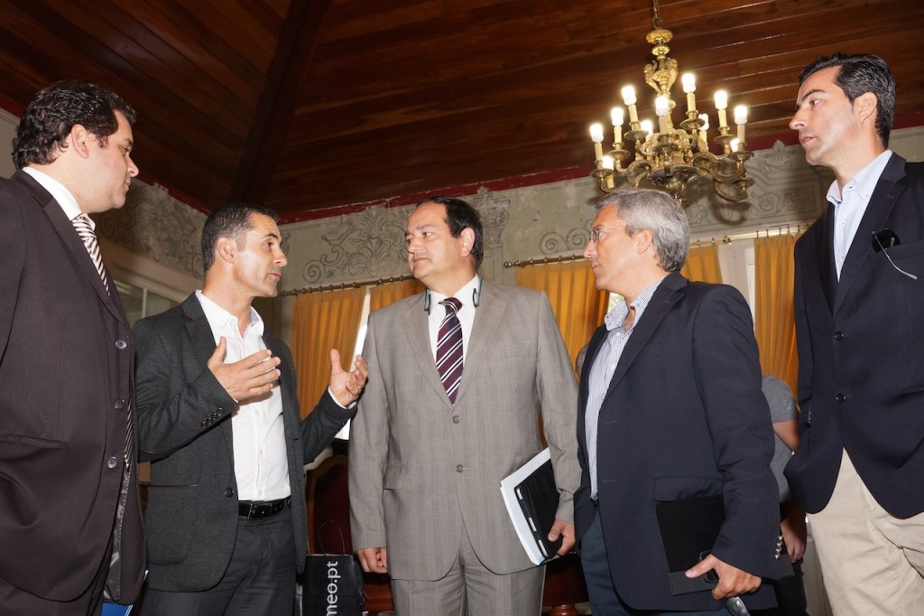 CDS insiste na criação do gabinete do empreendedor