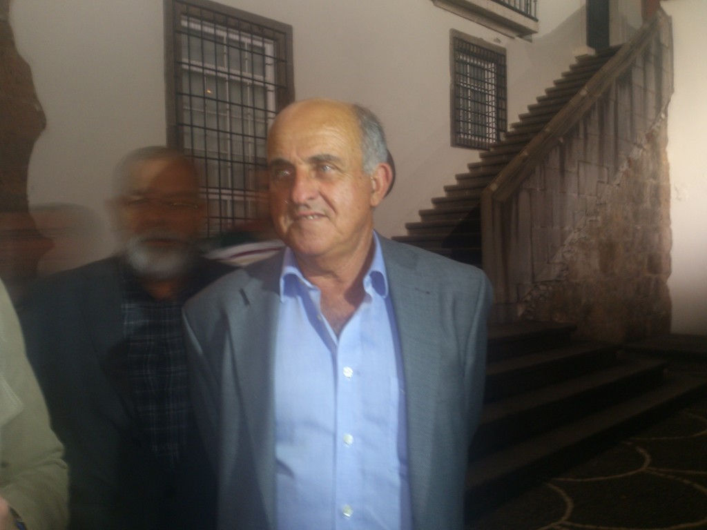 Coelho satisfeito com resultado eleitoral
