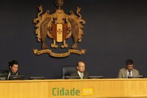 Assembleia debate o Estado da Região