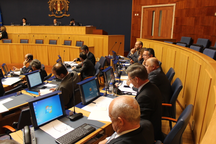Criou-se “um certo estigma em relação aos funcionários públicos”
