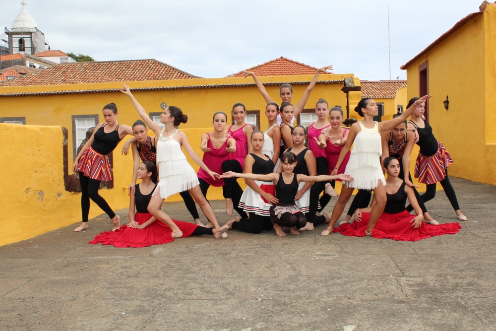 Grupo de Dança Kaleidoscope no Porto da Cruz