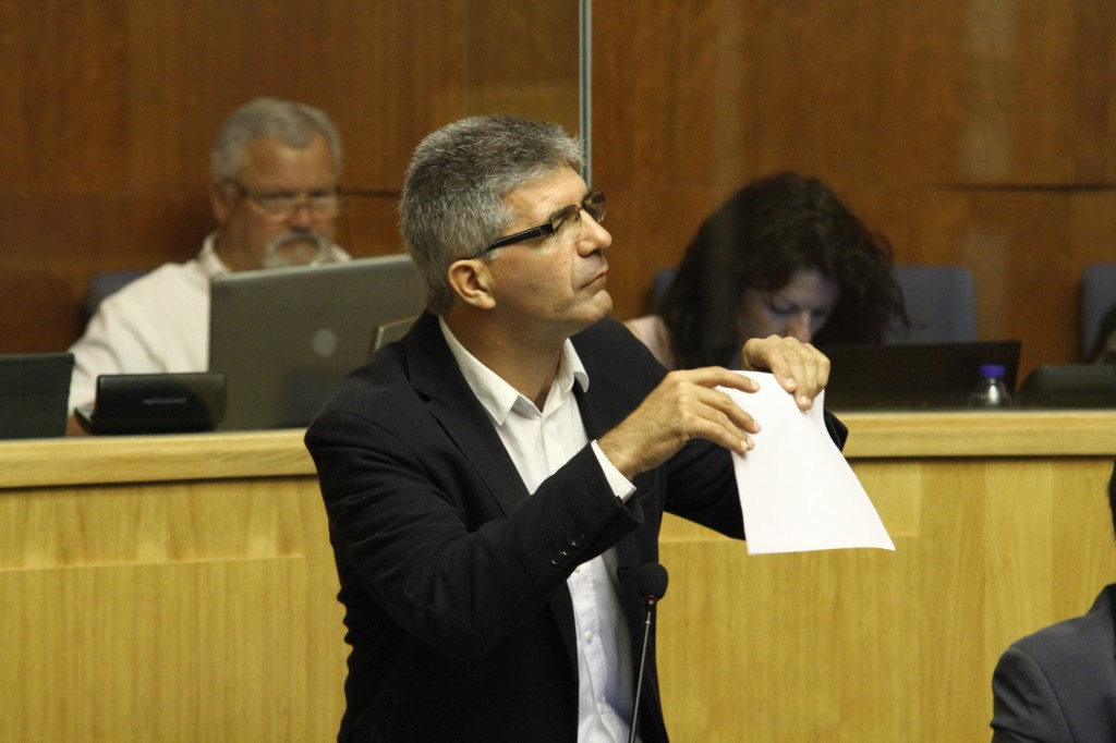 PCP pede demissão do Governo