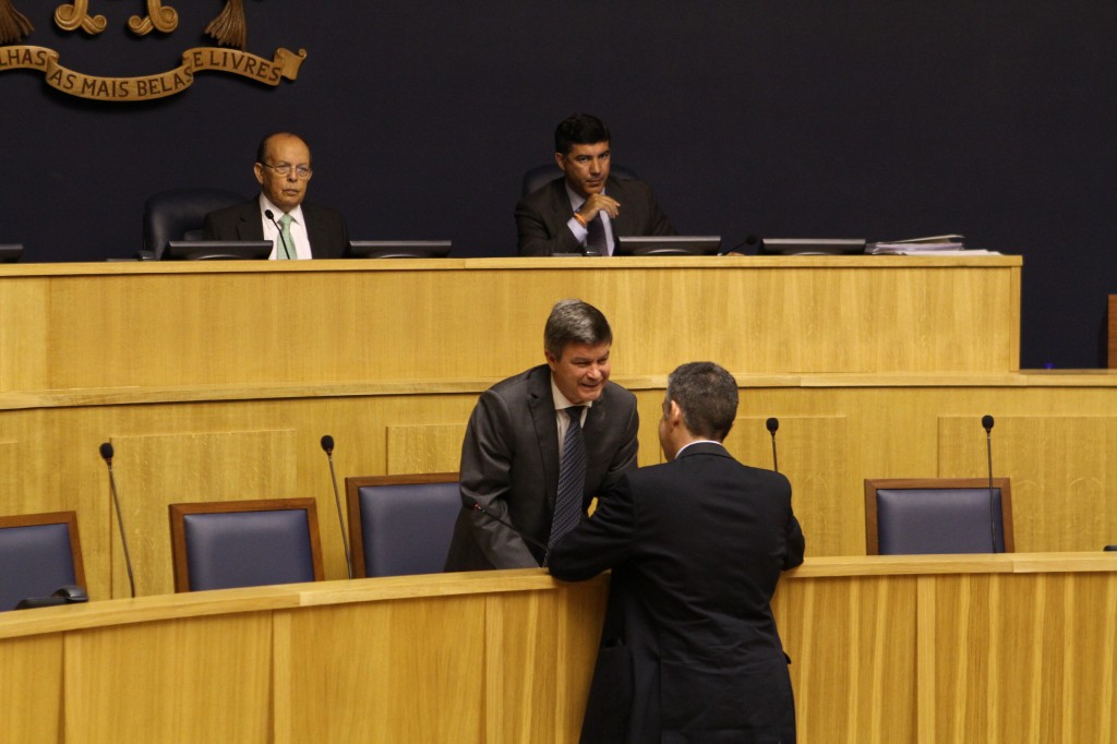 ALM aprova regime para contratação do pessoa docente