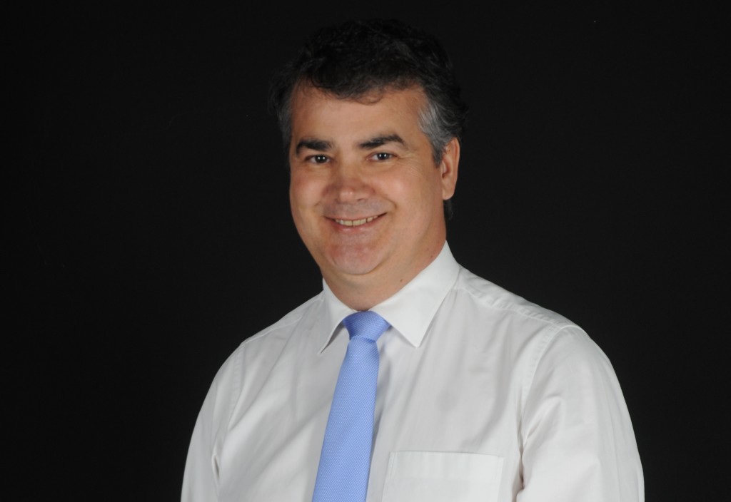 Manuel António formaliza candidatura ao PSD/M