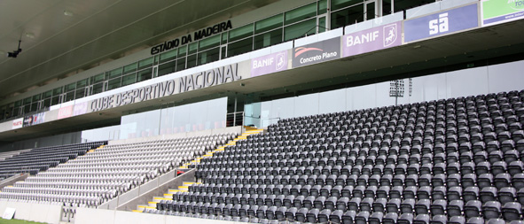 Caloiros com entrada gratuita no Estádio da Madeira