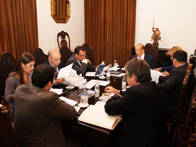 ALM com seis sessões plenárias em Novembro