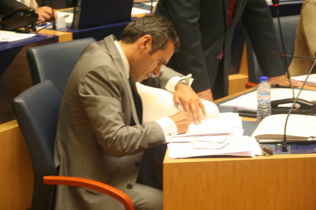 PSD e CDS implementam “estratégia de empobrecimento”