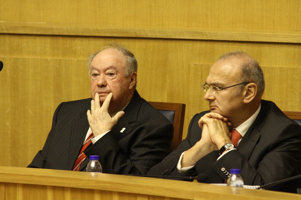 Governo a “curto prazo” não invalida a apresentação de propostas