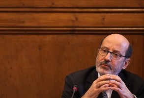 Autoridade da Concorrência diz não poder obrigar Governo Regional a cumprir