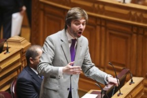 CDS diz que Lei de Finanças deve ser de consensos