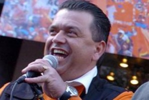 Faleceu Armando Aguiar, vocalista dos Galáxia
