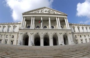 Deputados da Madeira questionam Comissão Europeia em São Bento