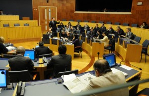 Desemprego é preocupação que une deputados