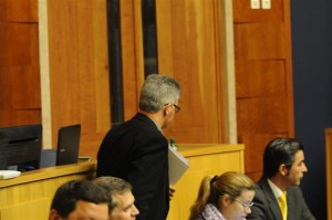 Maioria PSD chumba moção de censura do PS