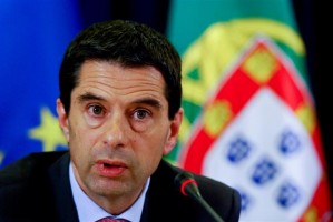 Vítor Gaspar garante que prioridade actual é contribuir para o crescimento
