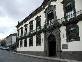 Contas da Câmara do Funchal aprovadas apenas pelo PSD