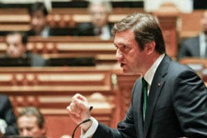 Governo de Passos Coelho ameaça com imposto sobre as PPP
