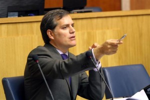Deputado do CDS acusa Manuel António Correia de mentir
