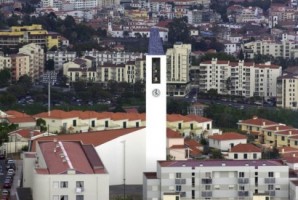 Fé junta 40 em mostra colectiva na Galeria João Paulo II