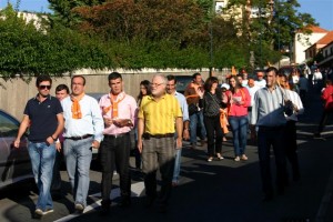 Pedro Coelho efectuou arruada e contactou com a população e comerciantes do Estreito