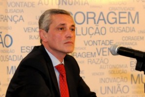 Rodrigues quer bombeiros municipais com corpo de elite