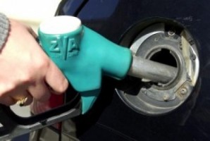 Preços dos combustíveis descem na semana que vem