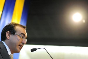 Pedro Coelho visita Escola Básica do Curral das Freiras