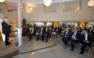 Banif procura 137 milhões no mercado internacional