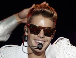 Justin Bieber foi o melhor artista nos Prémios MTV