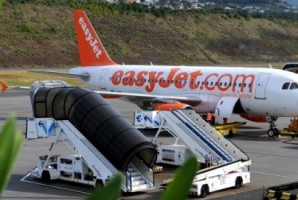 Pilotos da easyJet em Lisboa entregam pré-aviso para cinco dias de greve