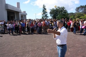 Filipe Sousa contacta população em Santa Cruz