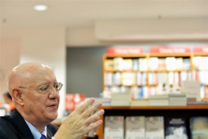 Autonomia da Madeira foi raptada por um regime