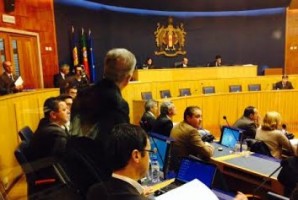 Esta é a mais vil demonstração de prepotência