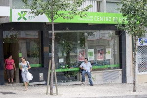 Desemprego em Portugal deve diminuir em 2014