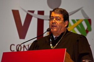 Marinho Pinto quer ser eurodeputado pelo MPT