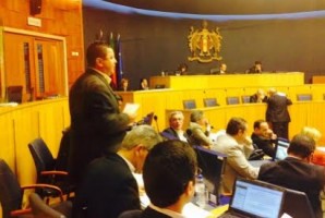 Para saber o que este Governo roubou é preciso estar lá outro