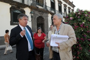 Artur Andrade recusa redução salarial do pessoal da CMF