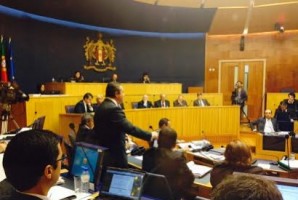 Se temos de pagar taxas queremos tudo o que o SNS tem