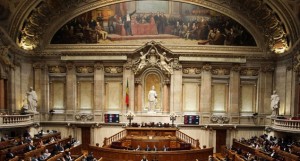Maioria e PS vão tentar alterar lei eleitoral até às Europeias
