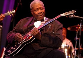 Lusodescentente Anthony Gomes toca com B.B. King nos EUA