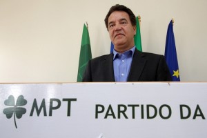 Isidoro solidário com Machico reclama por mais ajuda
