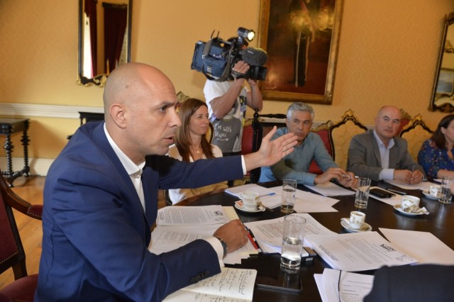 Câmara do Funchal fica mais uma semana sem vereadores