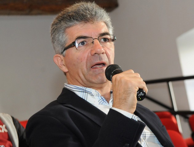 PCP diz que é hora de derrubar o Governo da República e o Governo Regional
