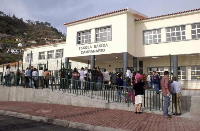 PTP critica falta de solução no transporte escolar na Ribeira Brava