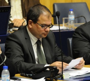 PSD recusa fundo salarial por ser pago com multas dos pescadores