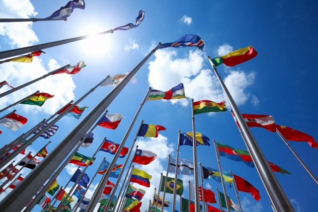 Comércio internacional vai ser totalmente liberalizado
